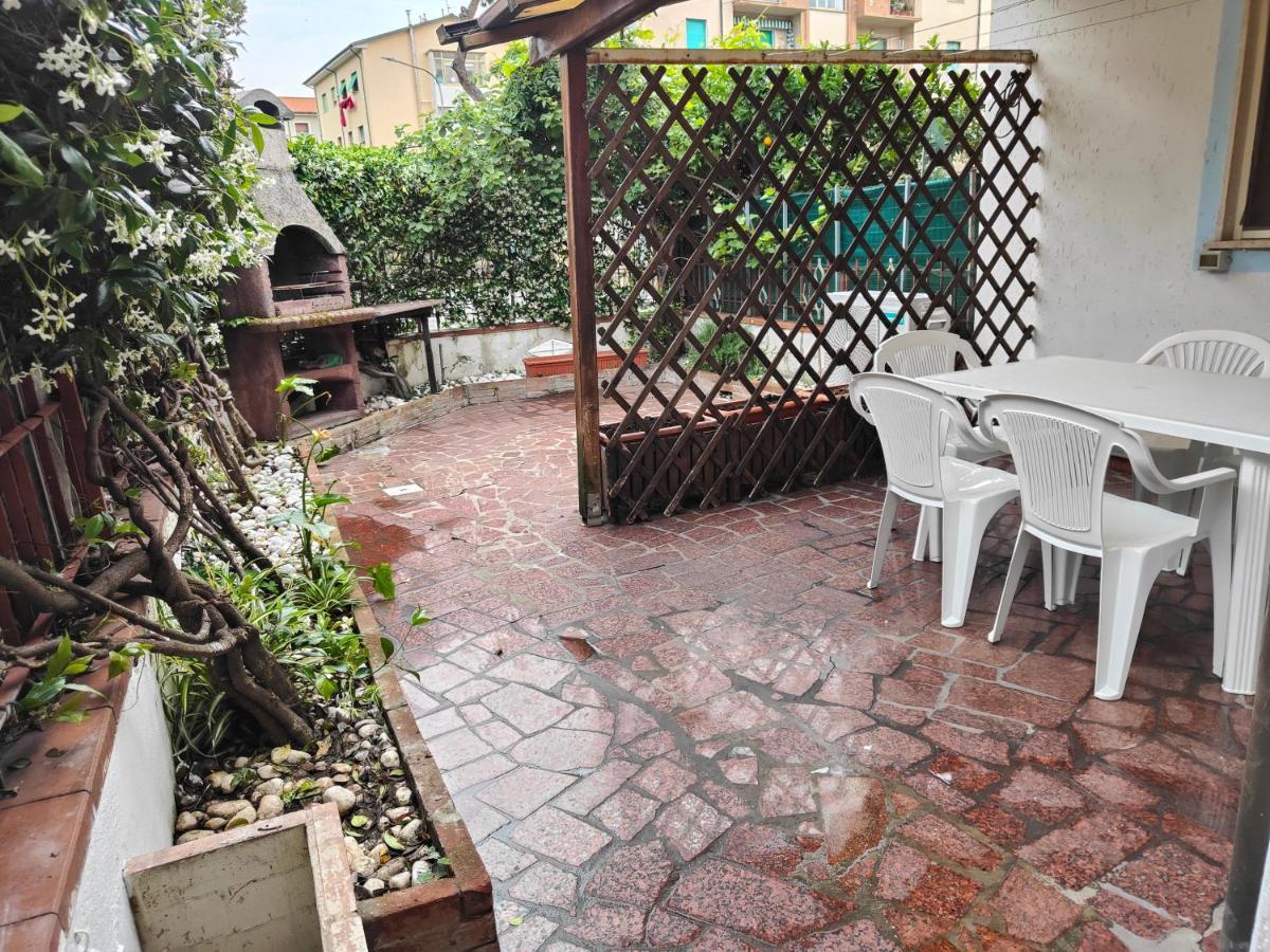 Apartmán L'Appoggio Perfetto Viareggio Exteriér fotografie